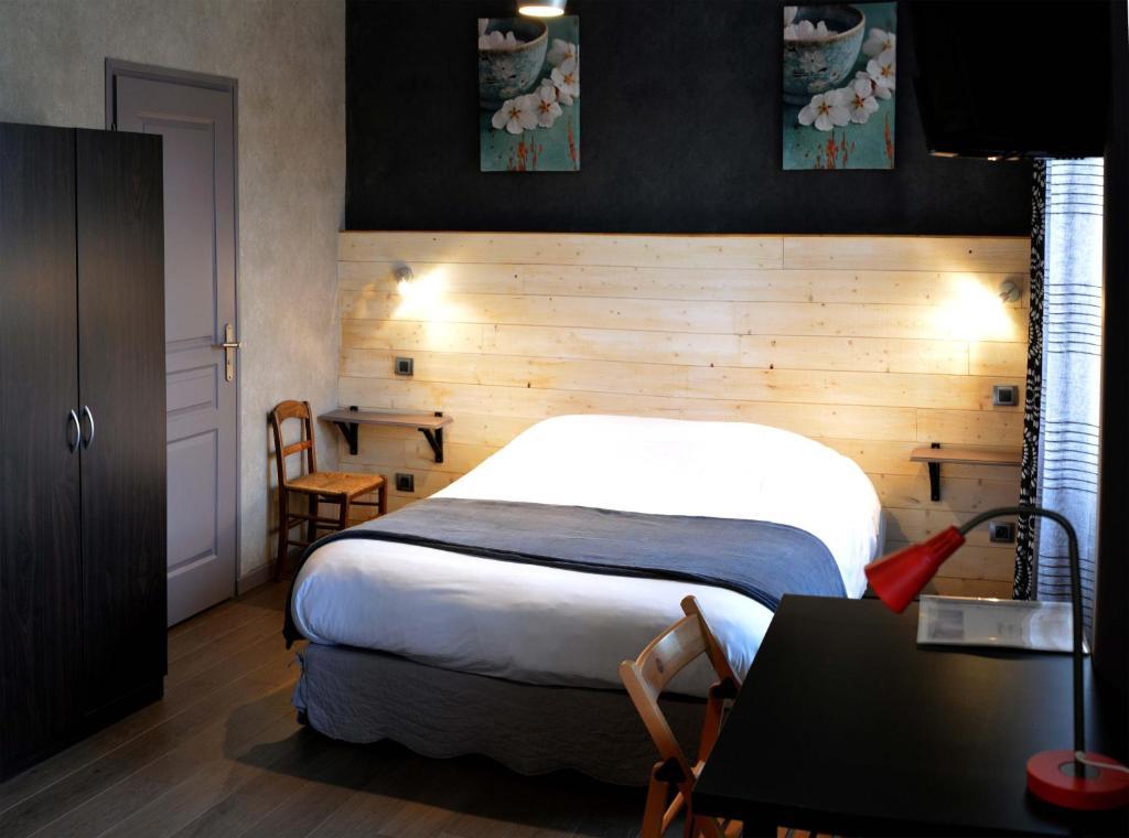 Le Sombernon Dijon Room photo
